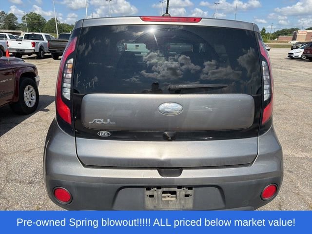Used 2019 Kia Soul FWD image 2