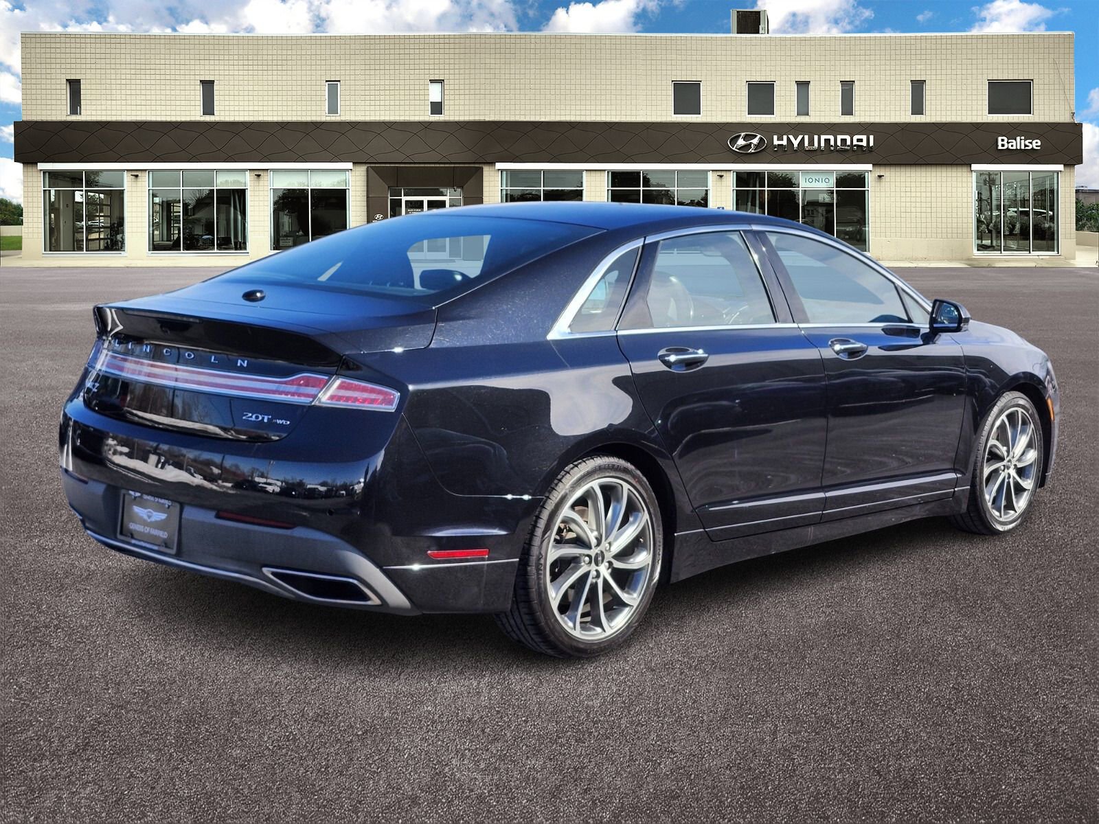 Used 2019 Lincoln MKZ Reserve w/ Reserve Plus Package image 3