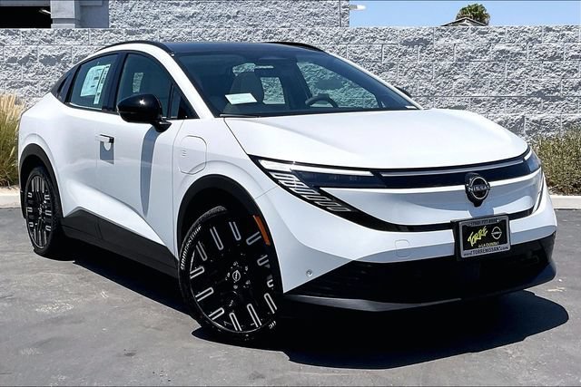 New 2026 Nissan Leaf Platinum+ w/ Illuminated Package FWD image 13