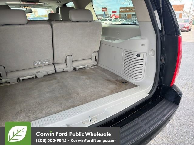 Used 2013 GMC Yukon XL SLT w/ SLT-2 Equipment Package image 33