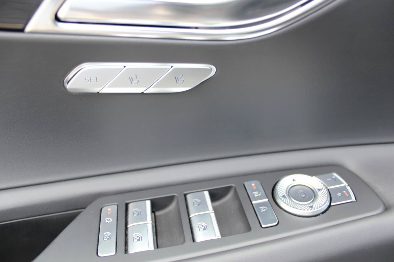 Used 2026 Genesis GV80 2.5T AWD/4WD image 12
