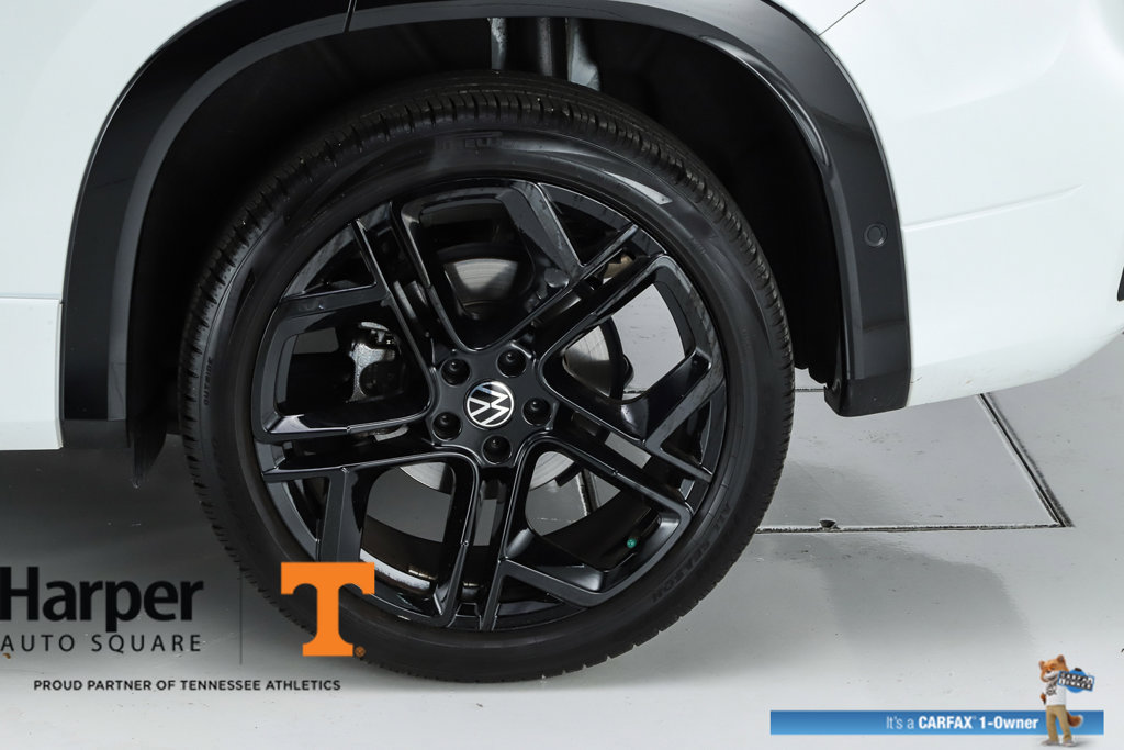 New 2025 Volkswagen Tiguan SE R-Line AWD/4WD image 6