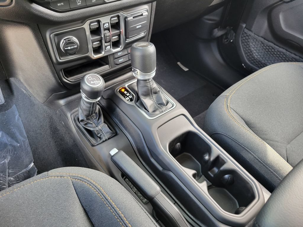 New 2026 Jeep Gladiator Sport AWD/4WD image 13