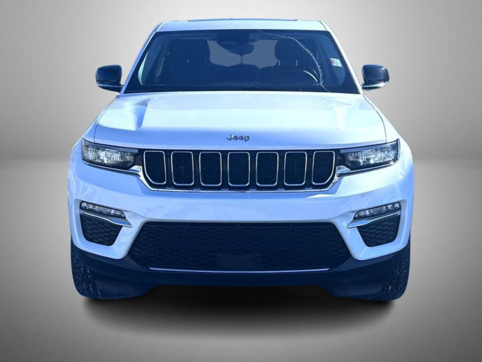 Used 2023 Jeep Grand Cherokee Limited image 2