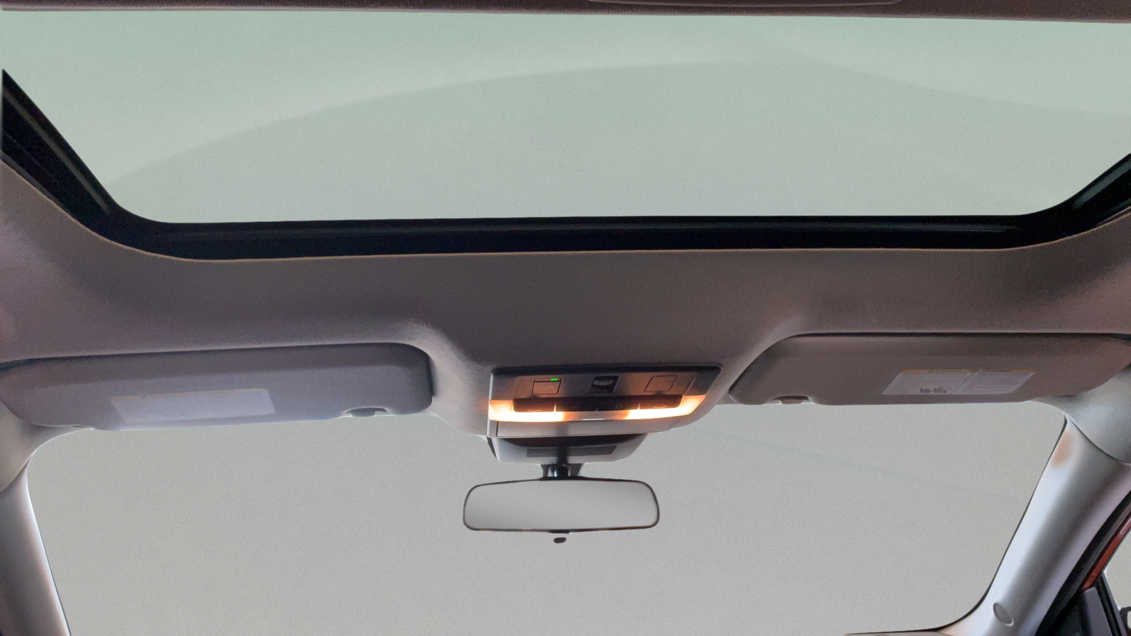 Used 2024 Nissan Sentra SR w/ SR Premium Package FWD image 28