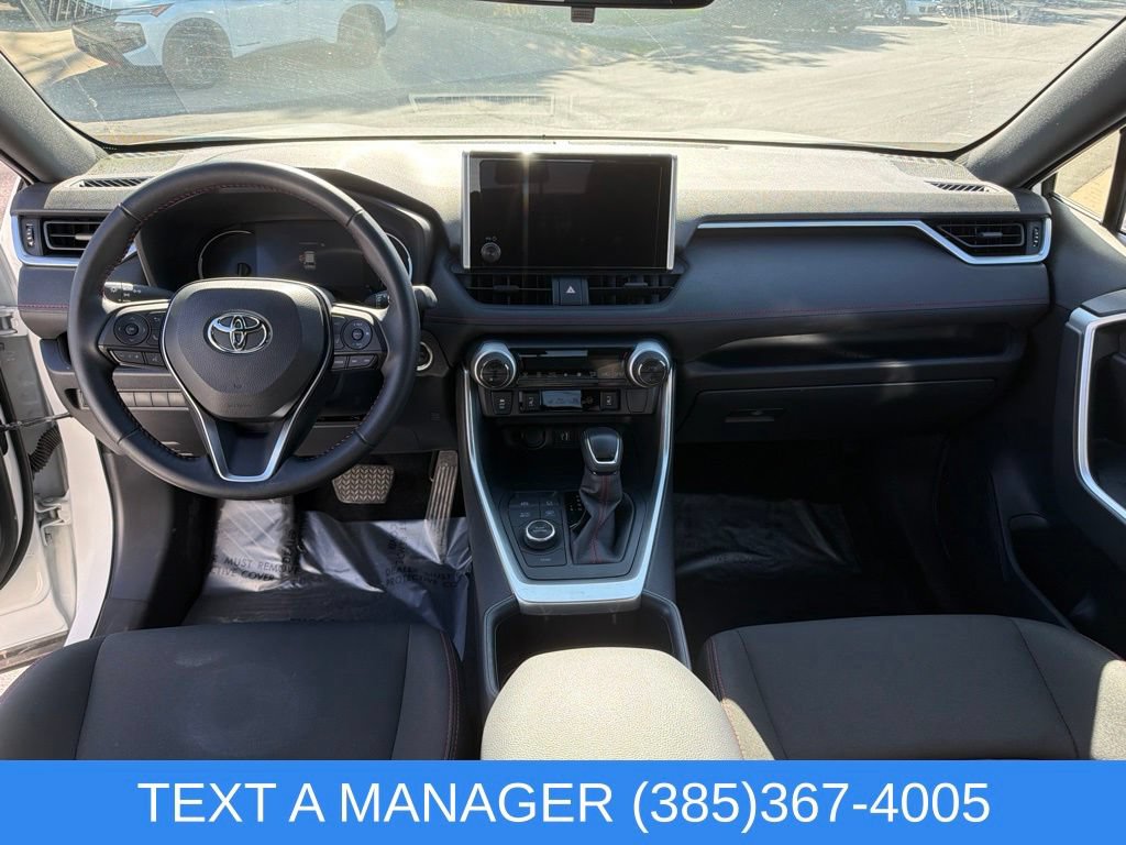 Used 2025 Toyota RAV4 SE AWD/4WD image 20