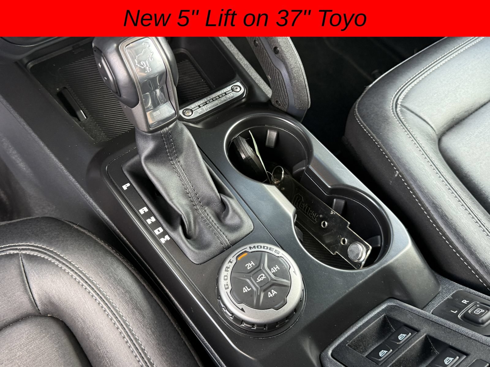 Used 2025 Ford Bronco Badlands AWD/4WD image 29