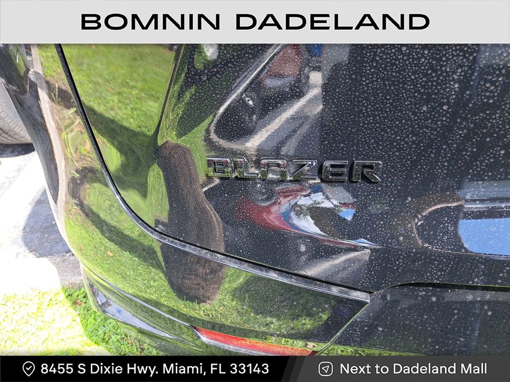 Used 2023 Chevrolet Blazer RS w/ Driver Confidence II Package image 13