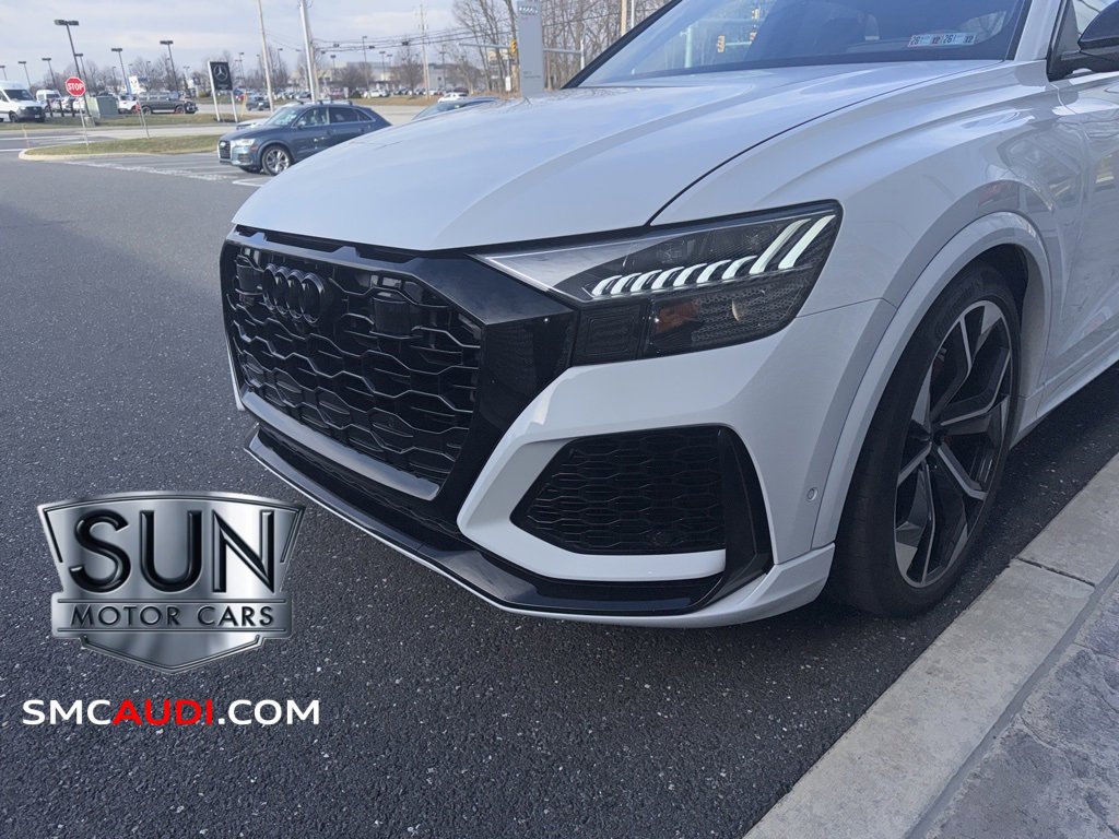 Certified 2024 Audi RS Q8 w/ Black Optic Package image 5