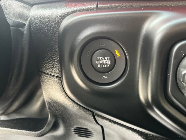 Used 2020 Jeep Gladiator Rubicon image 12