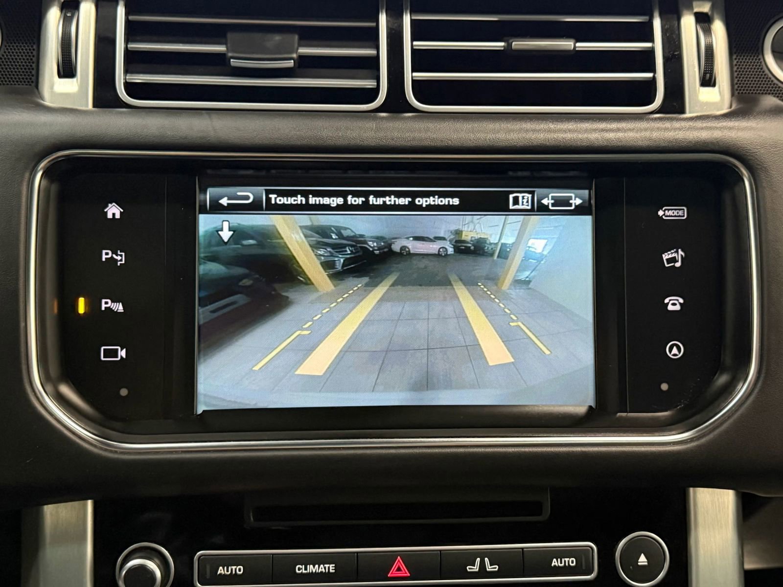 Used 2016 Land Rover Range Rover HSE image 34