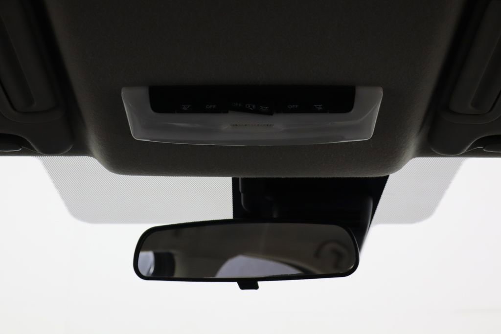 Used 2021 Nissan Versa SV image 19