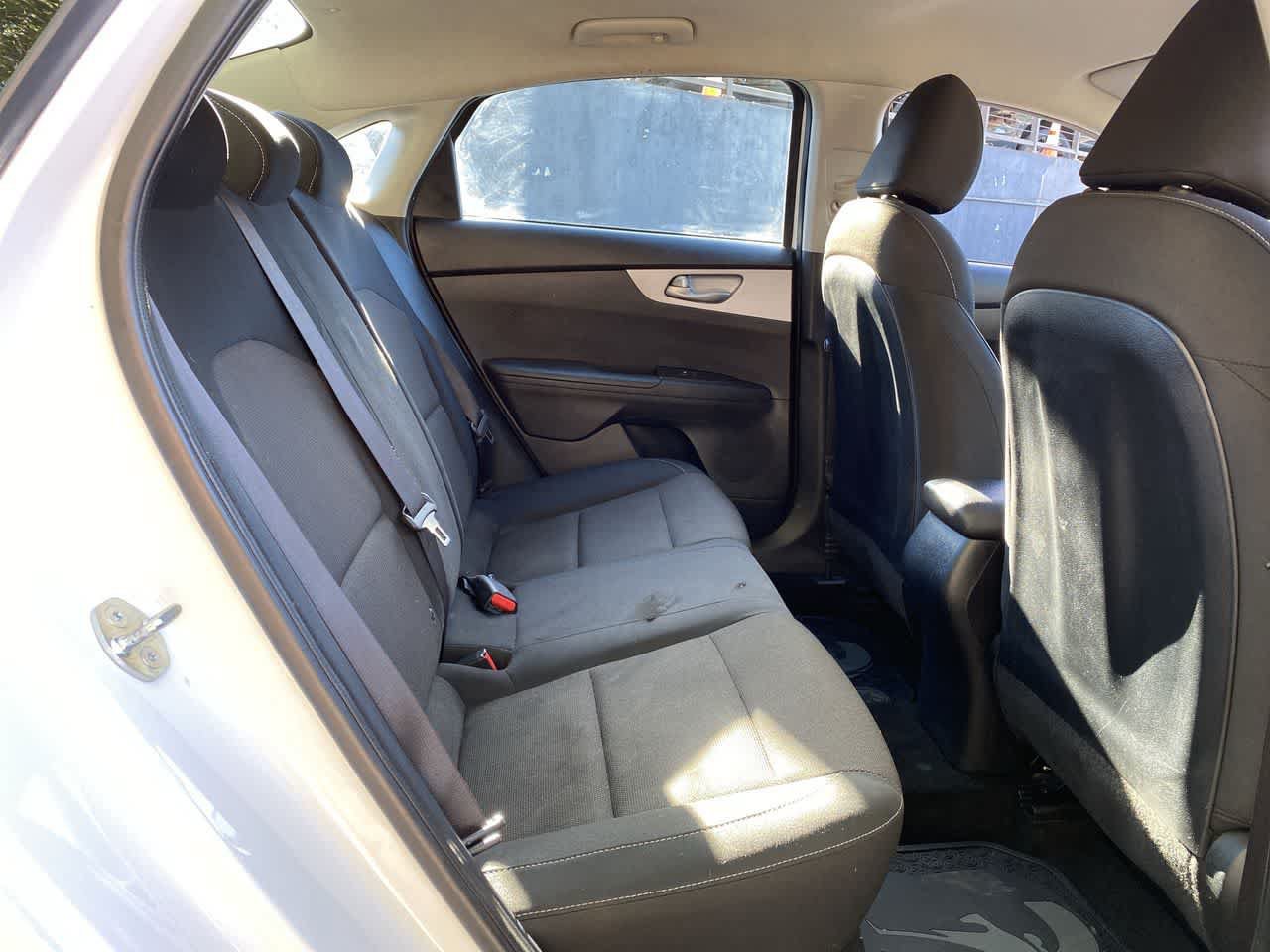 Used 2024 Kia Forte LXS w/ LXS Technology Package FWD image 17