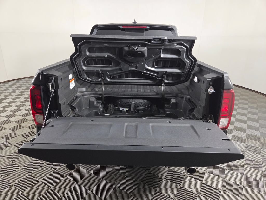 New 2026 Honda Ridgeline Black Edition image 10