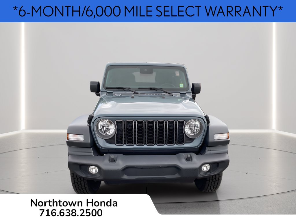 Used 2025 Jeep Wrangler Sport AWD/4WD image 3