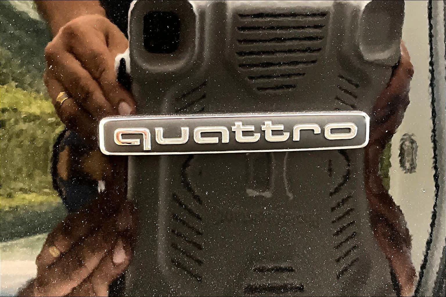 Certified 2025 Audi Q5 Premium AWD/4WD image 9