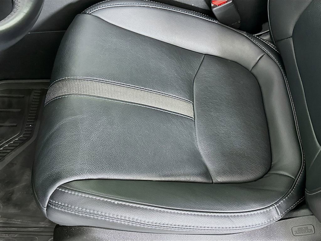 Used 2023 Honda Pilot EX-L image 19