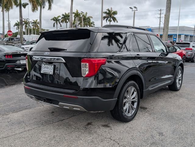 Used 2022 Ford Explorer XLT w/ Equipment Group 202A RWD image 7