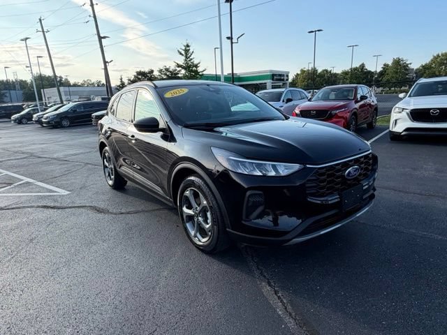 Used 2025 Ford Escape ST-Line