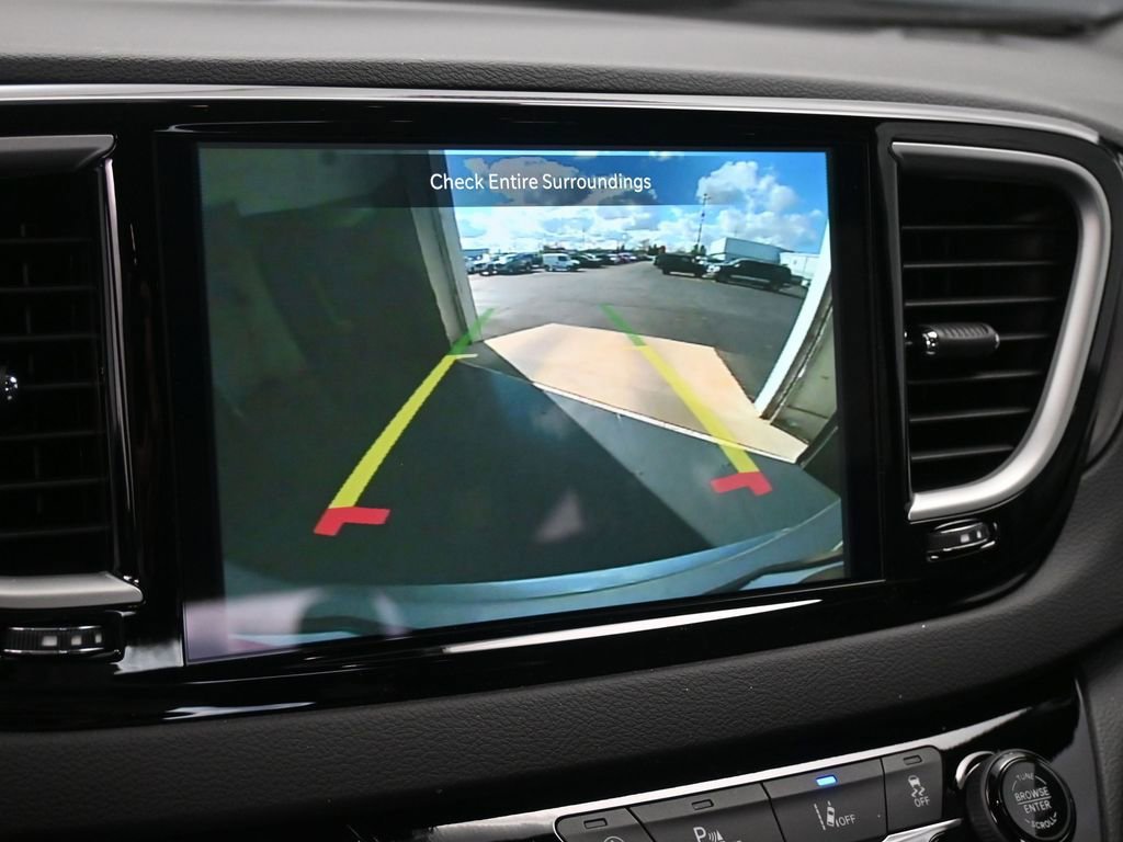 New 2026 Chrysler Voyager LX image 23