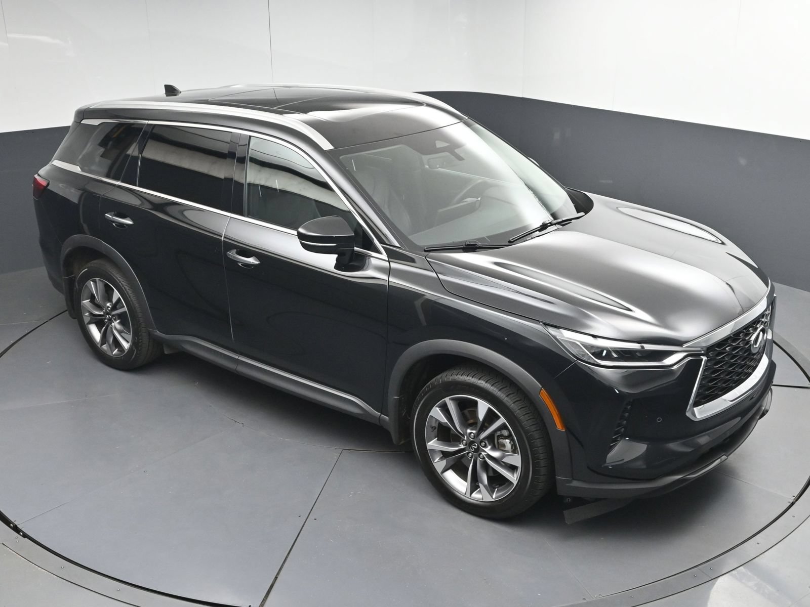 Used 2023 INFINITI QX60 Luxe w/ Cargo Package FWD image 34
