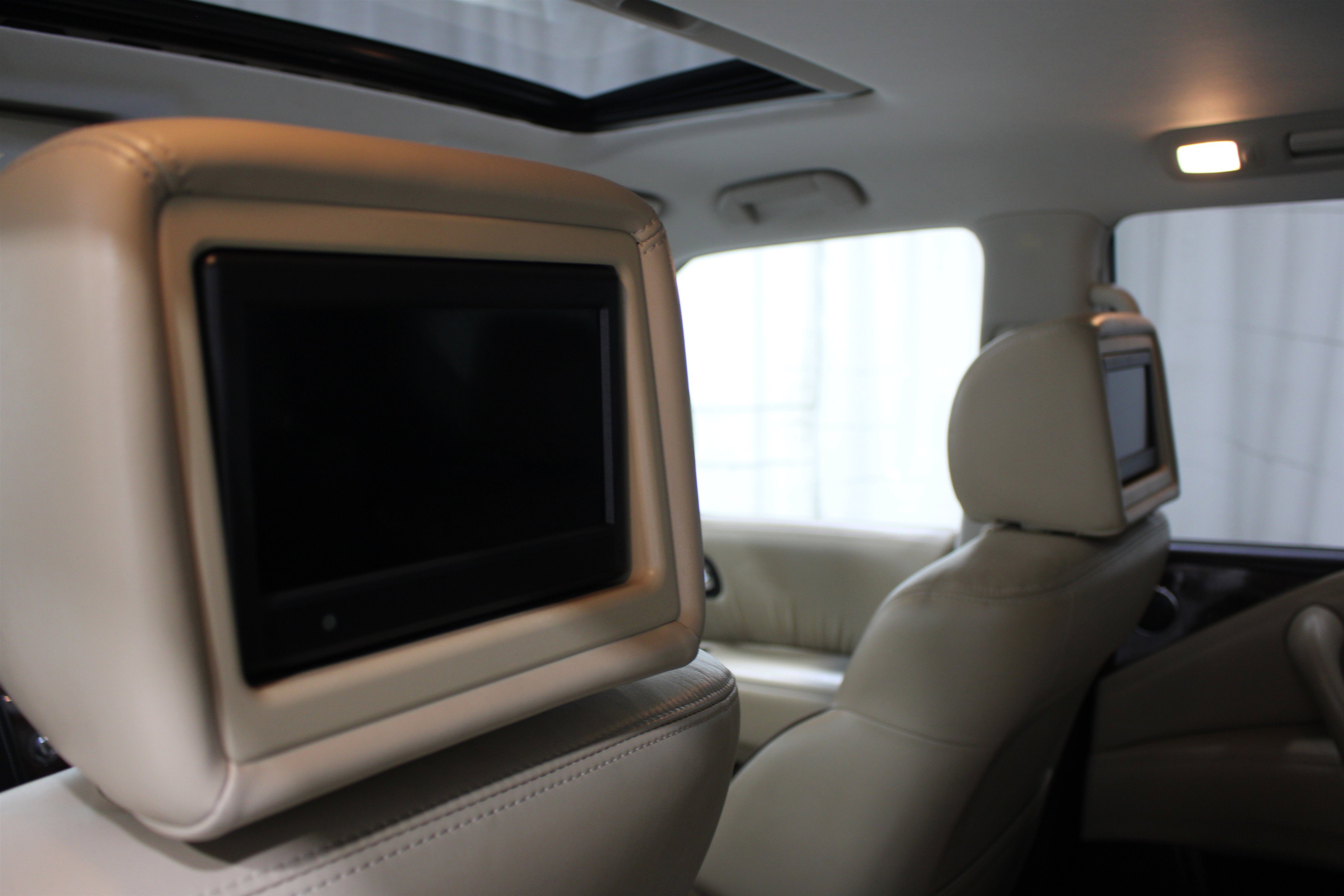 Used 2017 Nissan Armada Platinum w/ Captain Seat Package AWD/4WD image 25