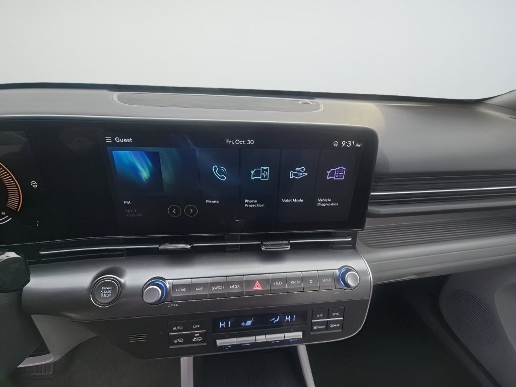 Used 2025 Hyundai Kona SEL FWD image 31