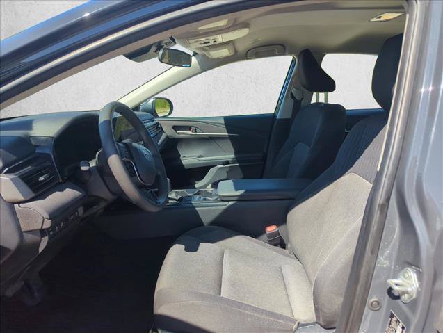 Used 2025 Toyota Camry LE FWD image 17