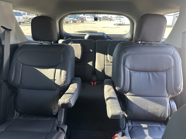 Used 2021 Ford Explorer XLT image 17