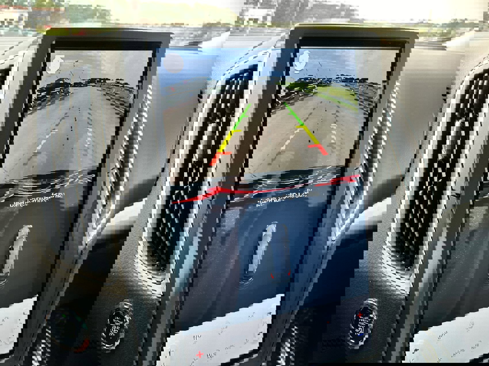 Used 2024 Ford Edge SEL image 17