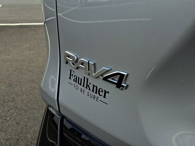 Certified 2024 Toyota RAV4 SE w/ Convenience Package image 30