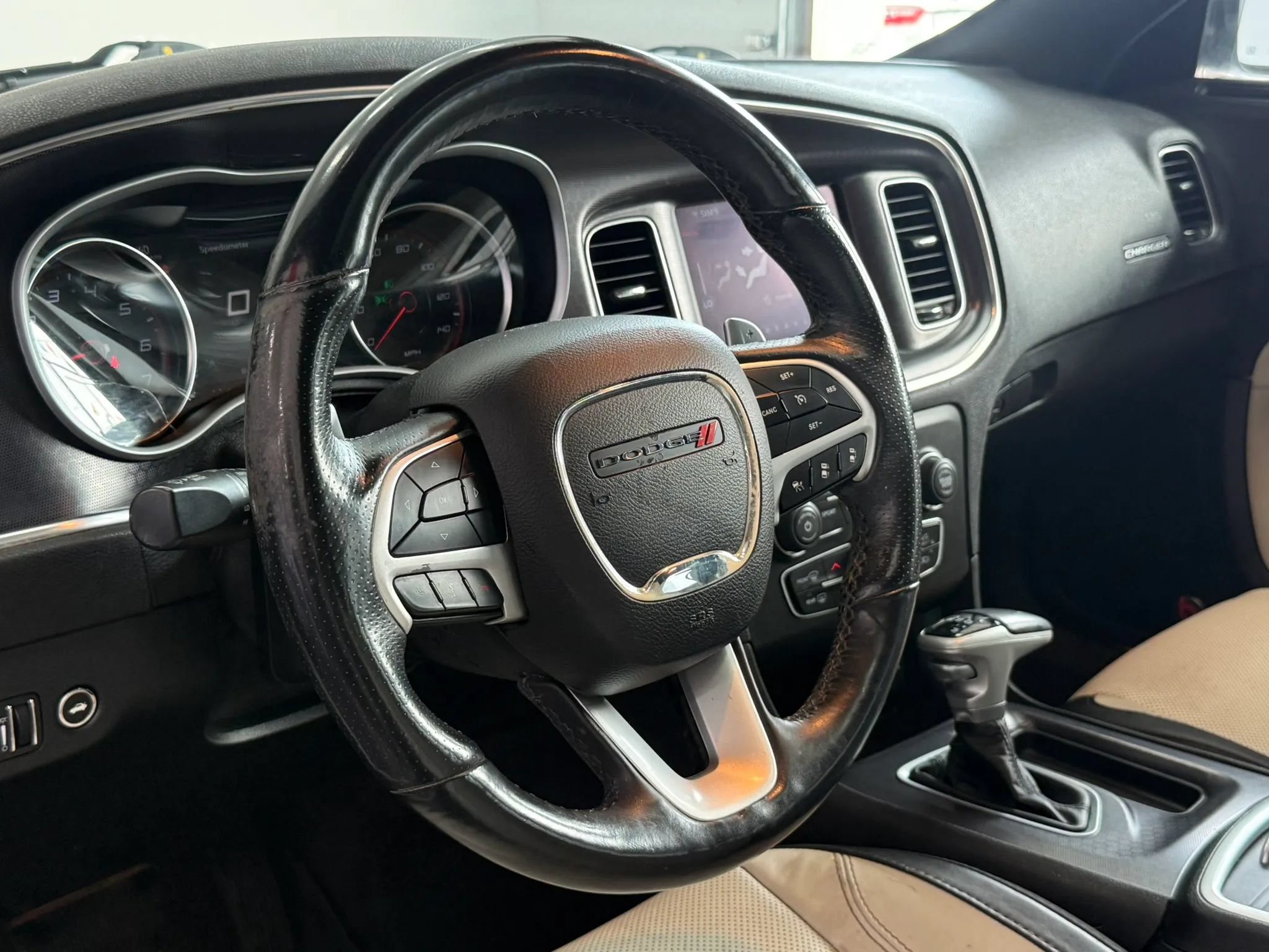 Used 2018 Dodge Charger GT AWD/4WD image 9