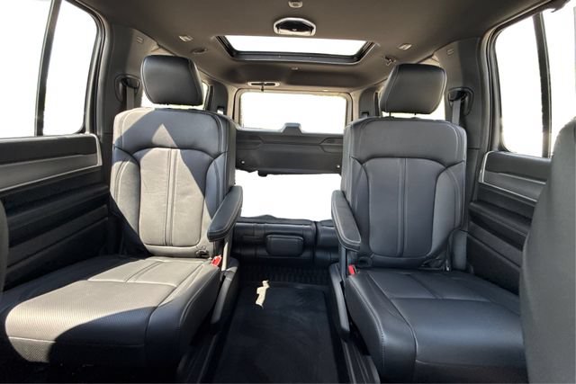 New 2026 Jeep Grand Wagoneer Limited AWD/4WD image 14