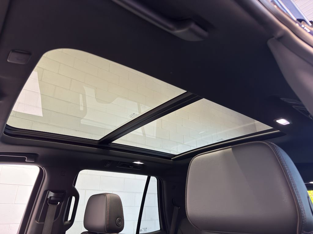 Used 2022 Chevrolet Tahoe RST image 40