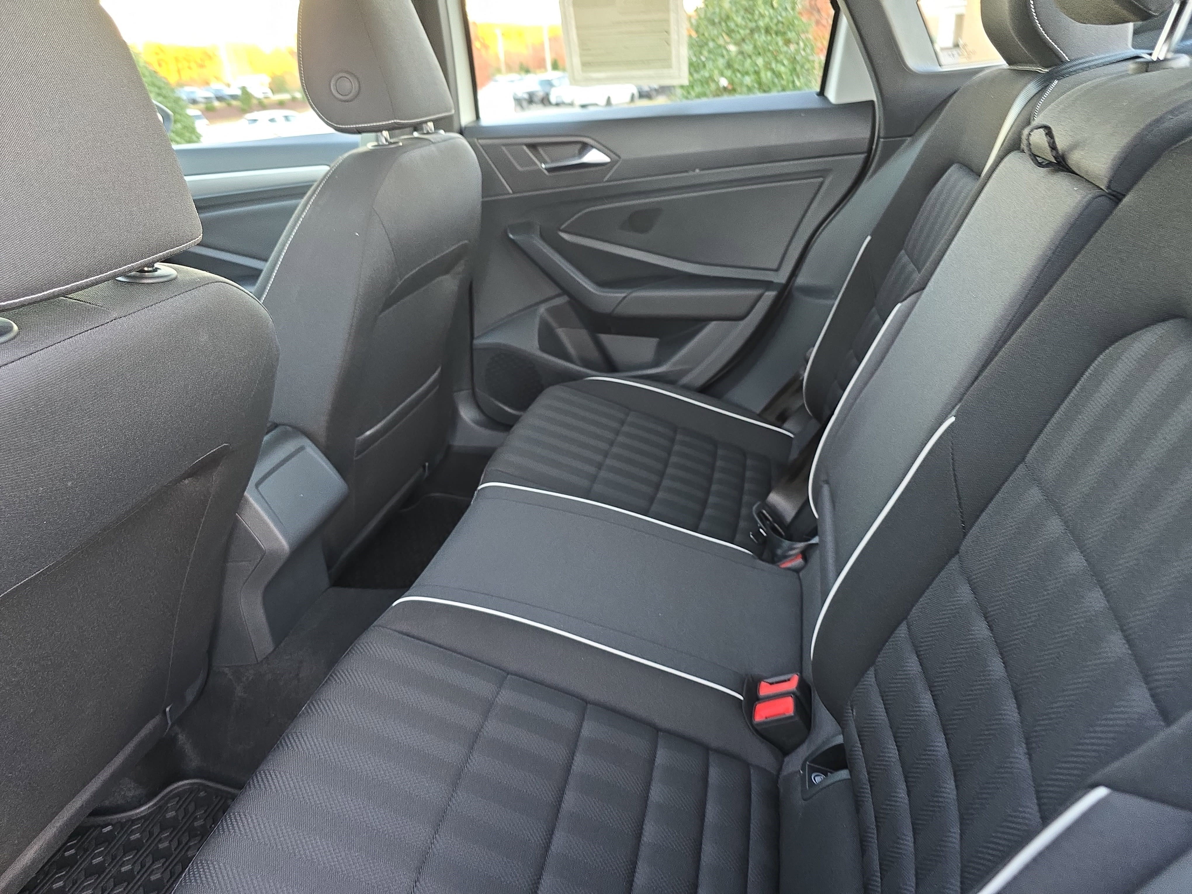 Used 2024 Volkswagen Jetta Sport image 13