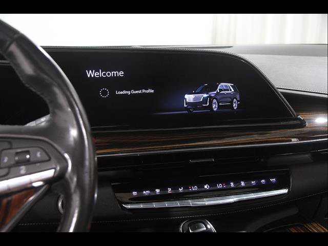Certified 2022 Cadillac Escalade Premium Luxury AWD/4WD image 10