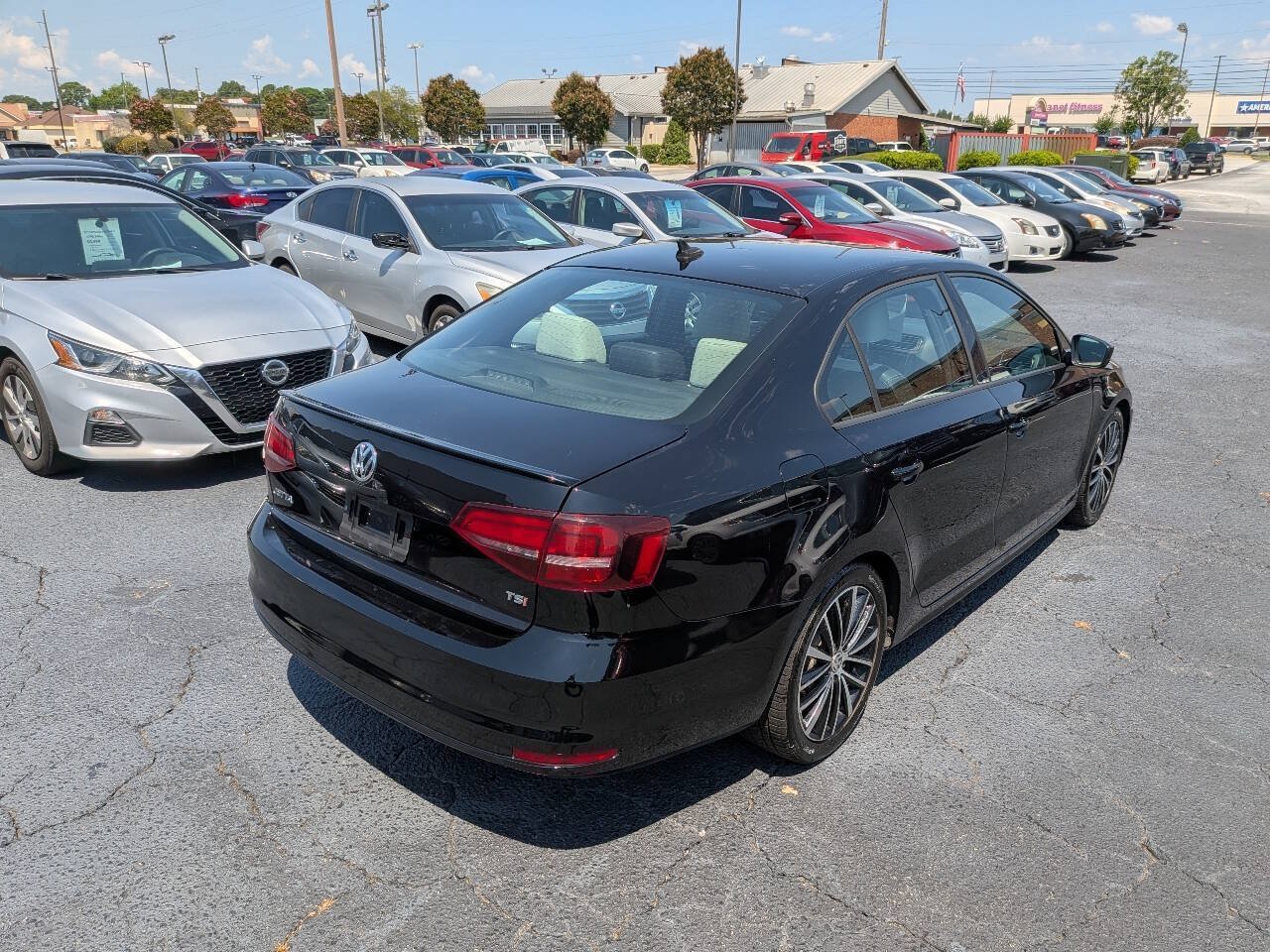 Used 2016 Volkswagen Jetta Sport w/ Lighting Package FWD image 18