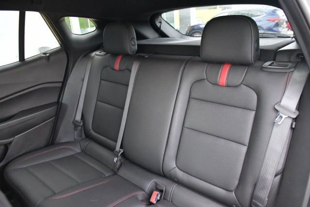 Used 2025 Chevrolet Trax RS image 13