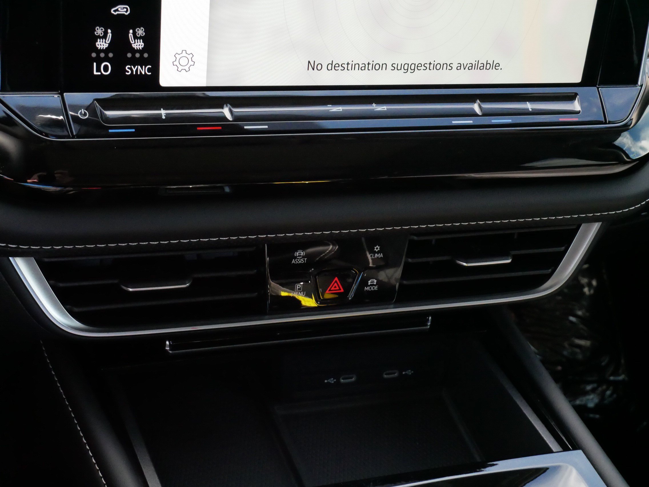 Used 2024 Volkswagen Atlas SEL Premium R-Line AWD/4WD image 23