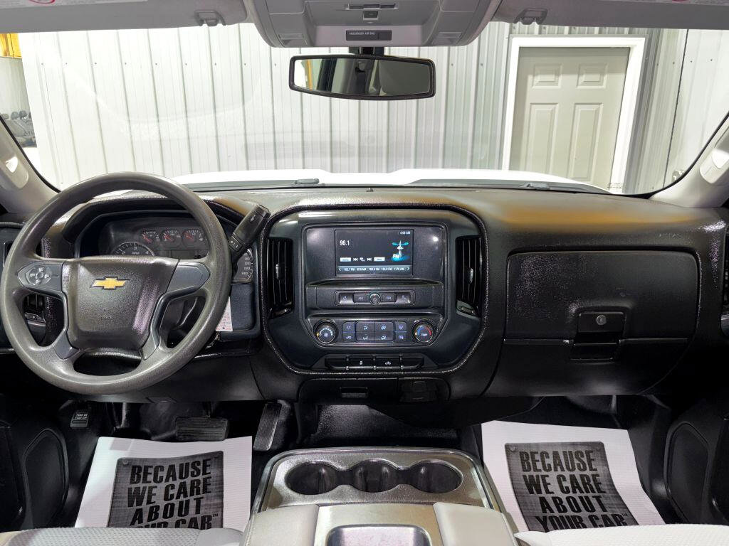 Used 2018 Chevrolet Silverado 2500 W/T w/ Snow Plow Prep Package image 17