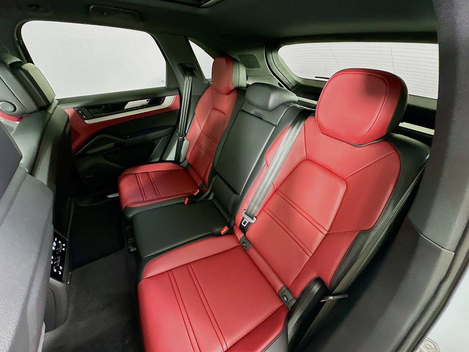New 2026 Porsche Cayenne AWD/4WD image 35