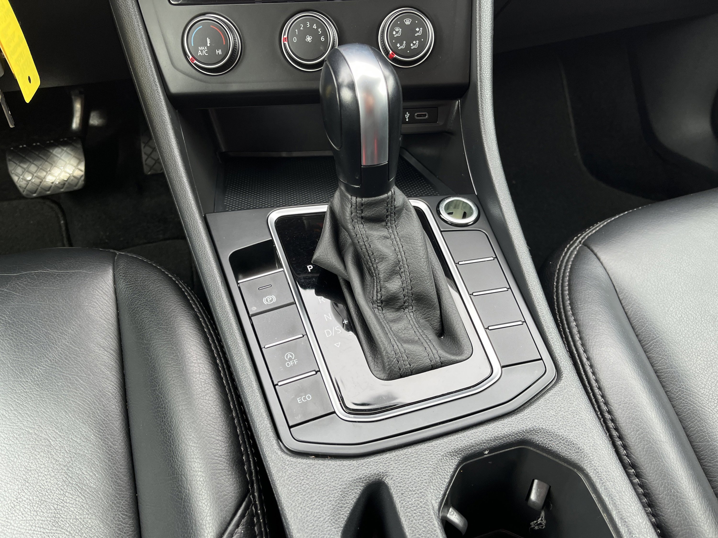 Used 2021 Volkswagen Jetta S w/ Driver Assistance Package image 27