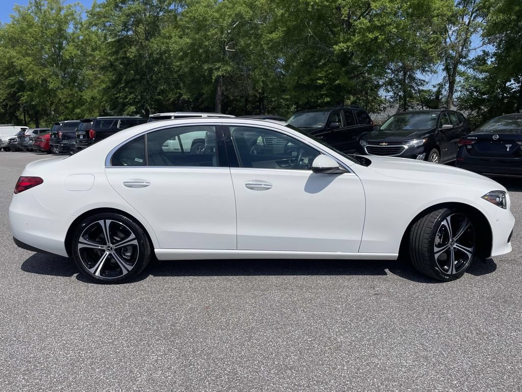 Used 2025 Mercedes-Benz C 300 Sedan image 2