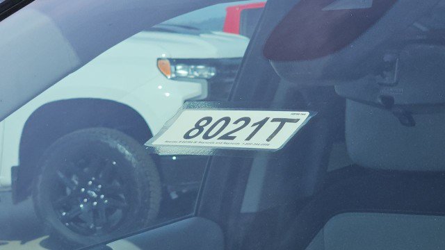 Used 2021 Chevrolet Equinox LS FWD image 33