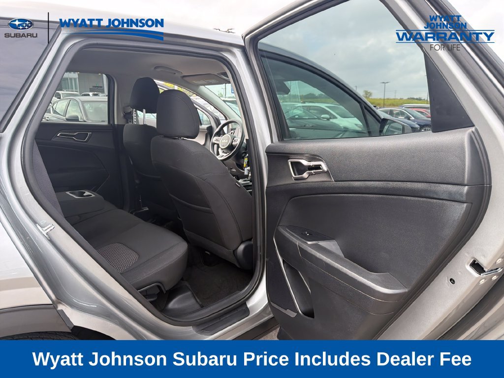 Used 2024 Kia Sportage LX FWD image 34