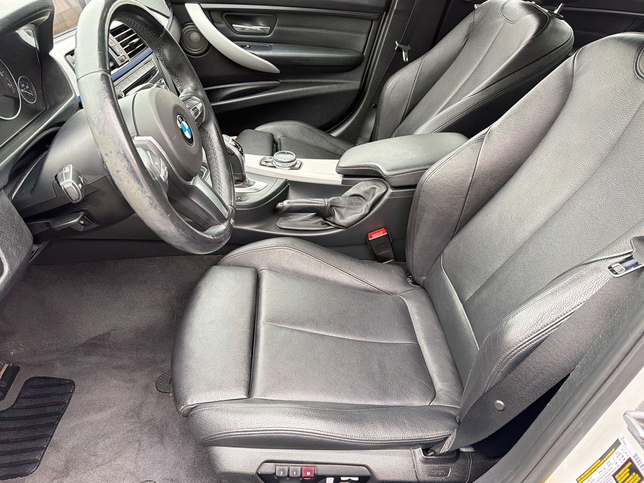 Used 2014 BMW 335i xDrive Sedan AWD/4WD image 5