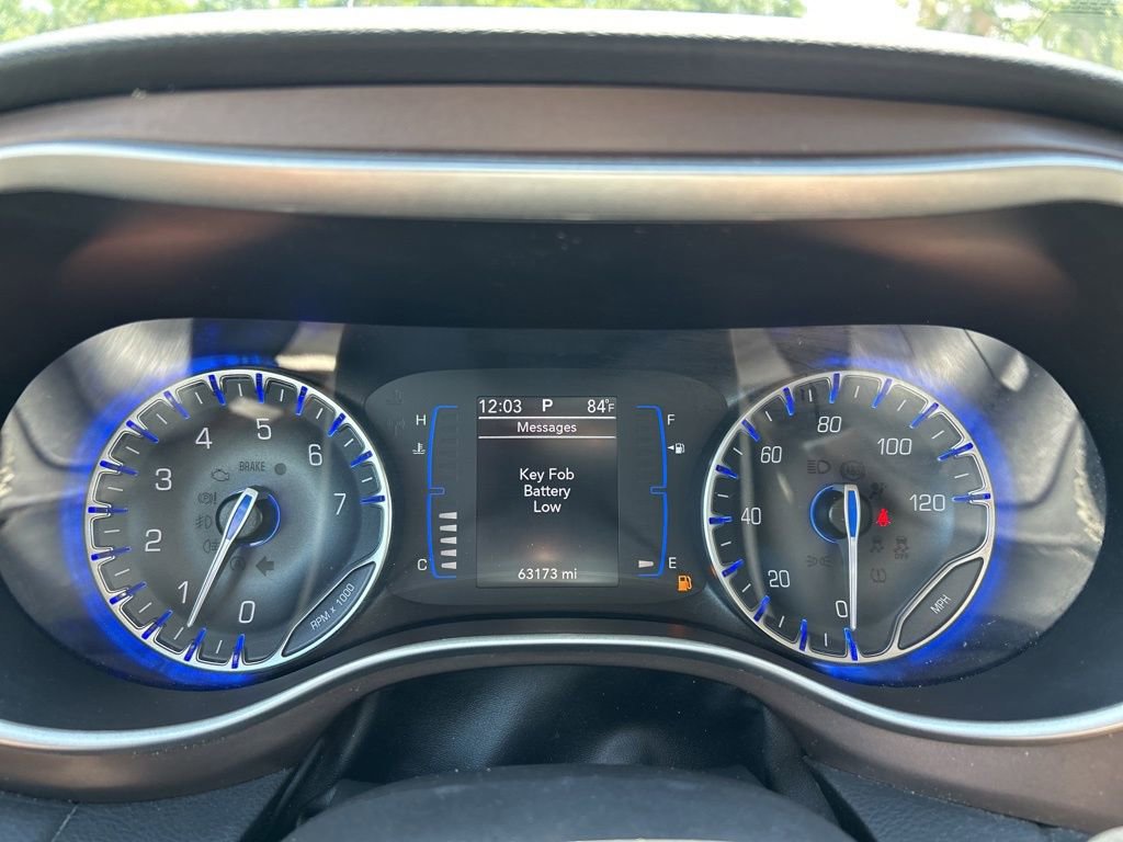 Used 2022 Chrysler Voyager LX FWD image 24