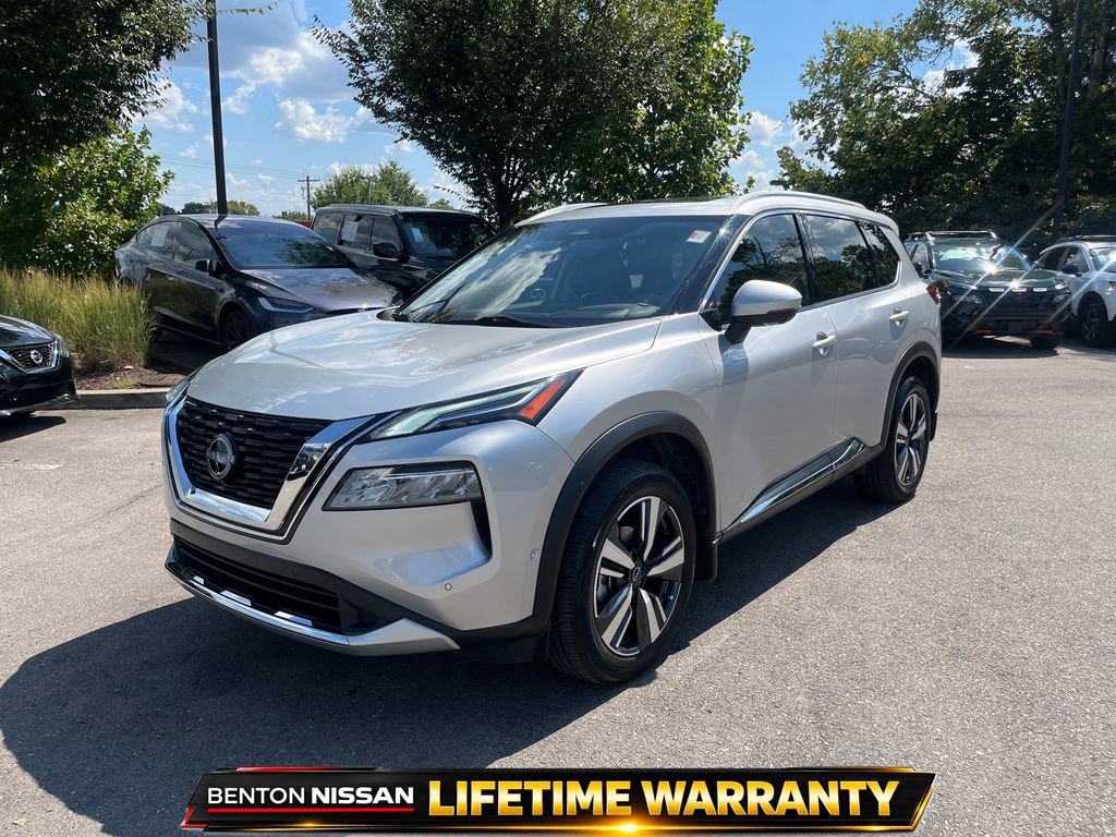 Used 2023 Nissan Rogue Platinum w/ Platinum Premium Package FWD image 4