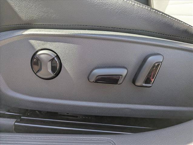 New 2026 Volkswagen Jetta SE FWD image 11