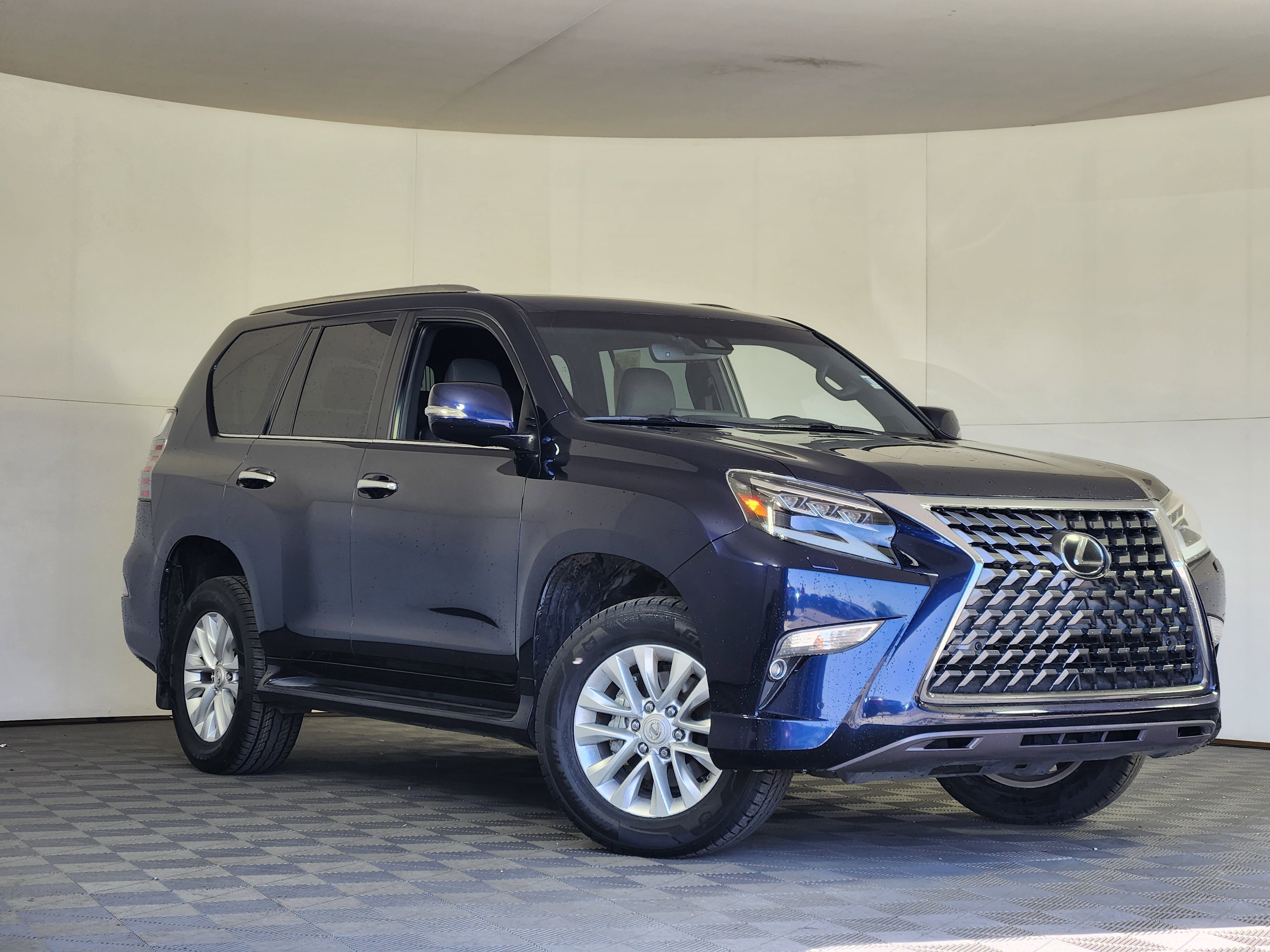 Used 2022 Lexus GX 460 Premium w/ Premium Package image 1
